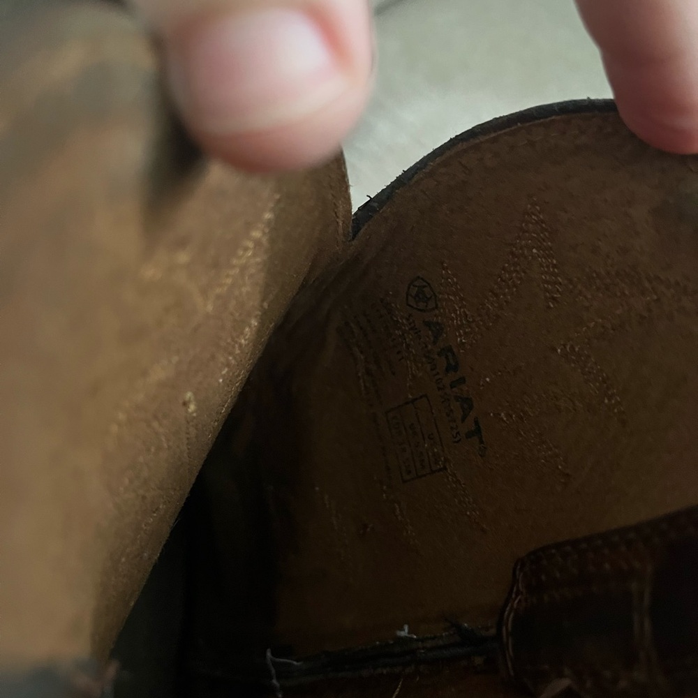 Ariat Classic Tan Leather Boots Women - Picture 7 of 8